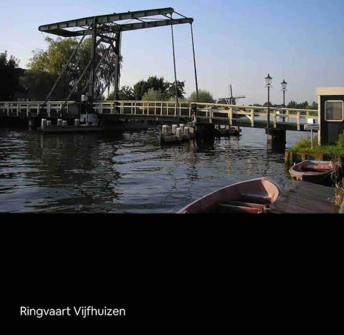 Tiny House With Sauna & Jacuzzi Near Amsterdam Vijfhuizen Exteriér fotografie