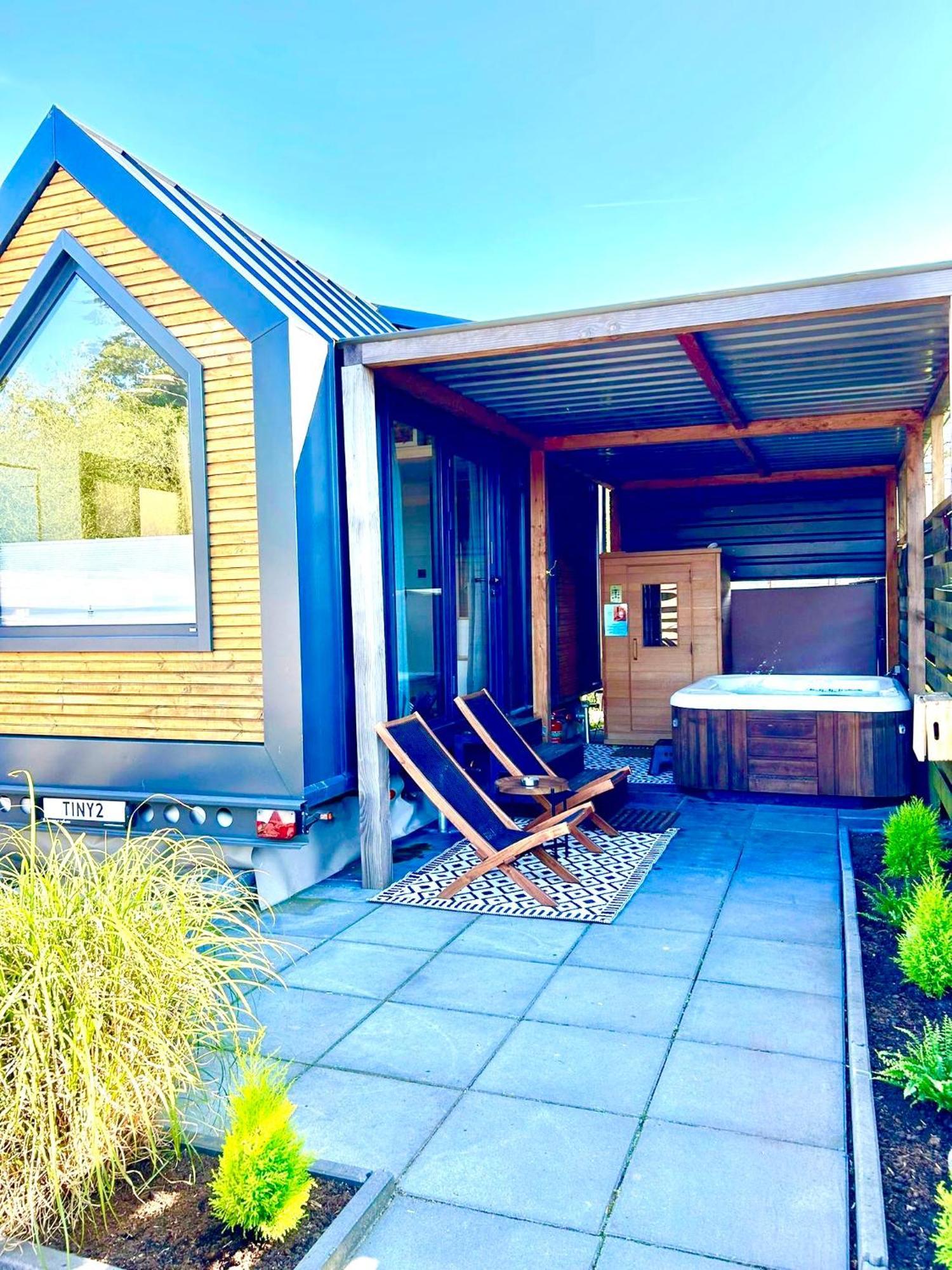 Tiny House With Sauna & Jacuzzi Near Amsterdam Vijfhuizen Exteriér fotografie