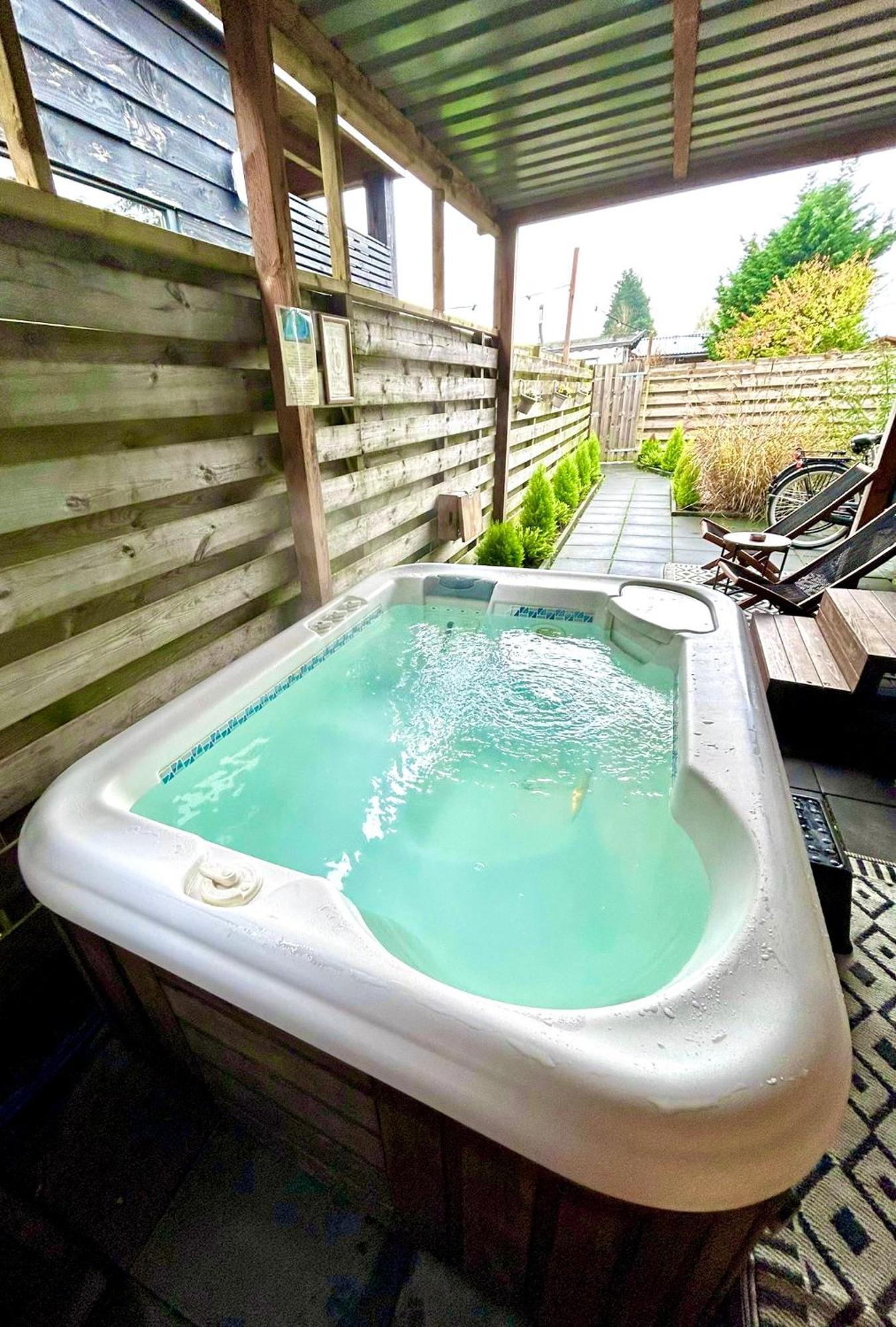 Tiny House With Sauna & Jacuzzi Near Amsterdam Vijfhuizen Exteriér fotografie